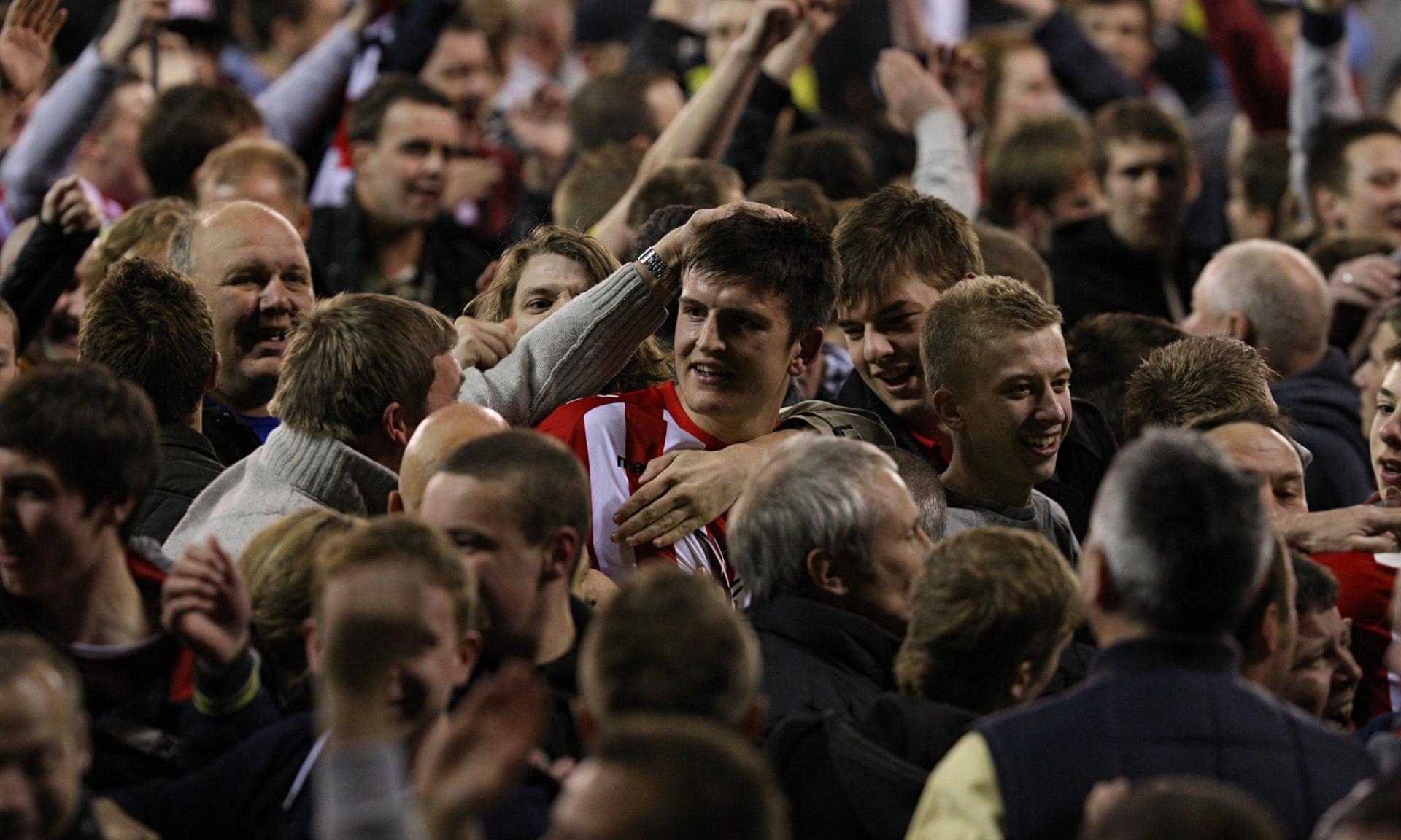 及葡体与尤 及葡体与尤